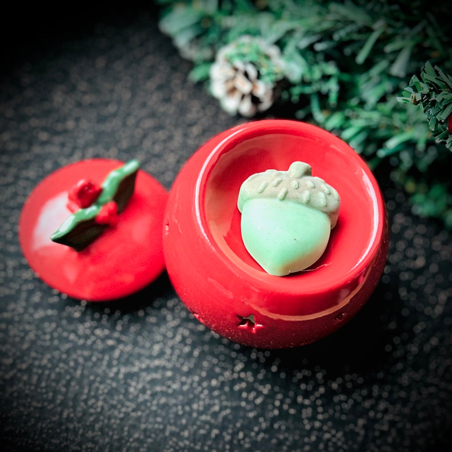 BRÛLEUR POUR FONDANTS PARFUMÉS - BOULE DE NOEL